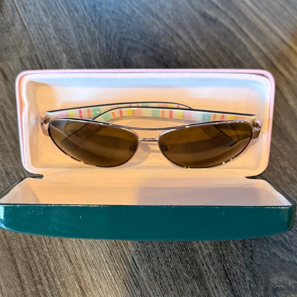 Kate Spade sunglasses with case
